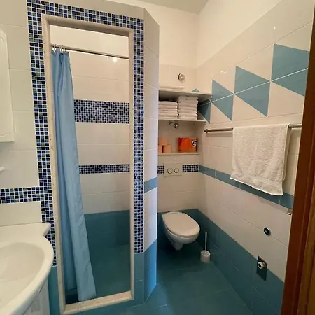 Family House La - Krvavica