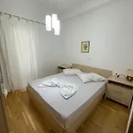 Family House La - Krvavica Σπίτι διακοπών *